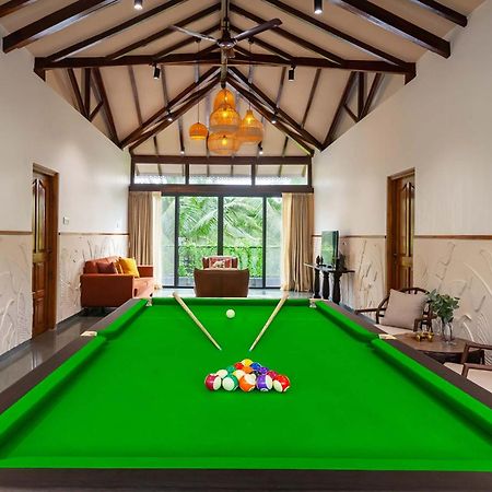 Villa Sereno By Stayvista - An Elegant And Entertaining Retreat Featuring A Swimming Pool, Outdoor Jacuzzi, Modern Interiors, And A Snooker Table Алибаг Экстерьер фото