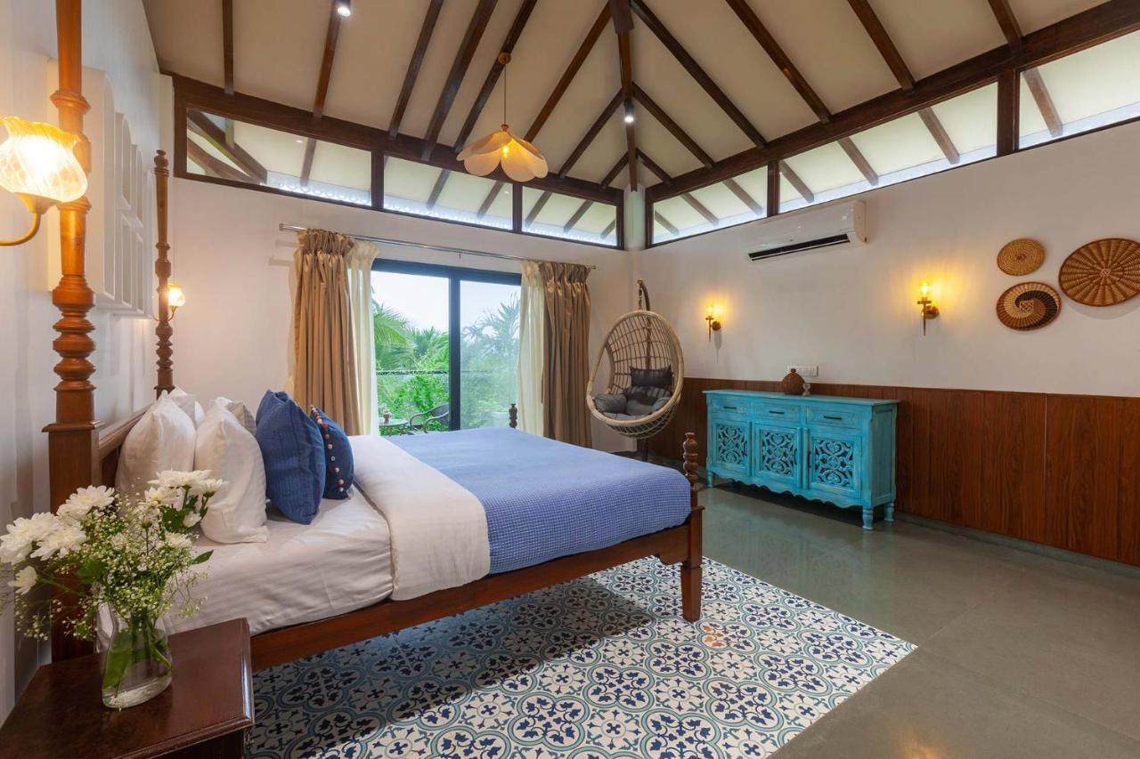 Villa Sereno By Stayvista - An Elegant And Entertaining Retreat Featuring A Swimming Pool, Outdoor Jacuzzi, Modern Interiors, And A Snooker Table Алибаг Экстерьер фото